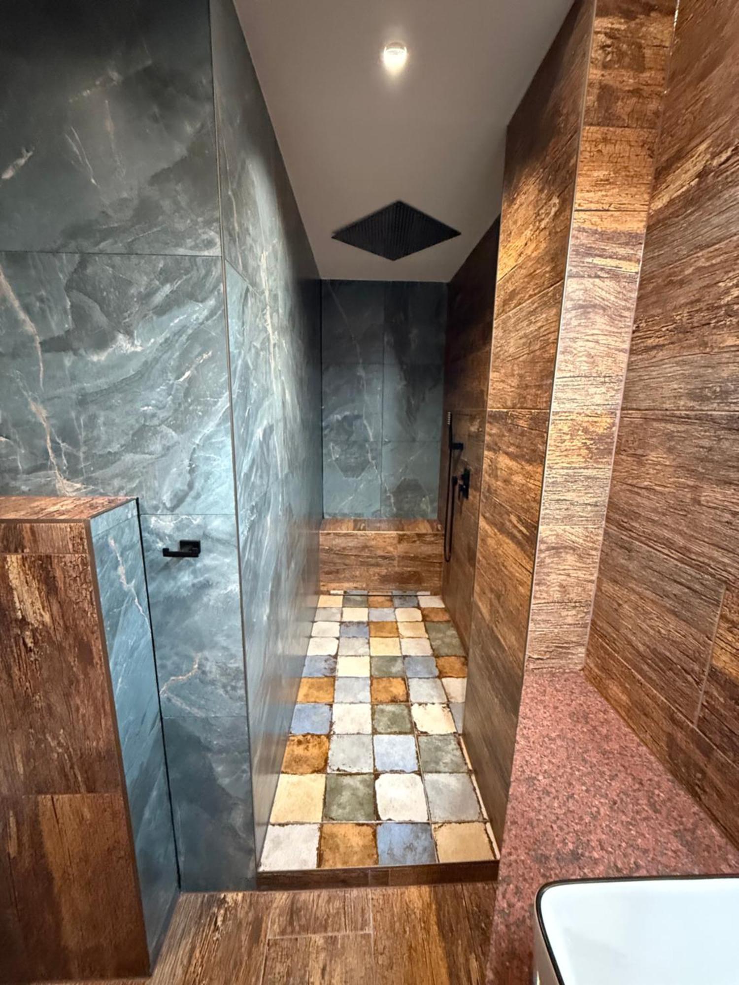 Hotel Plzensky Dvur Frýdek-Místek المظهر الخارجي الصورة