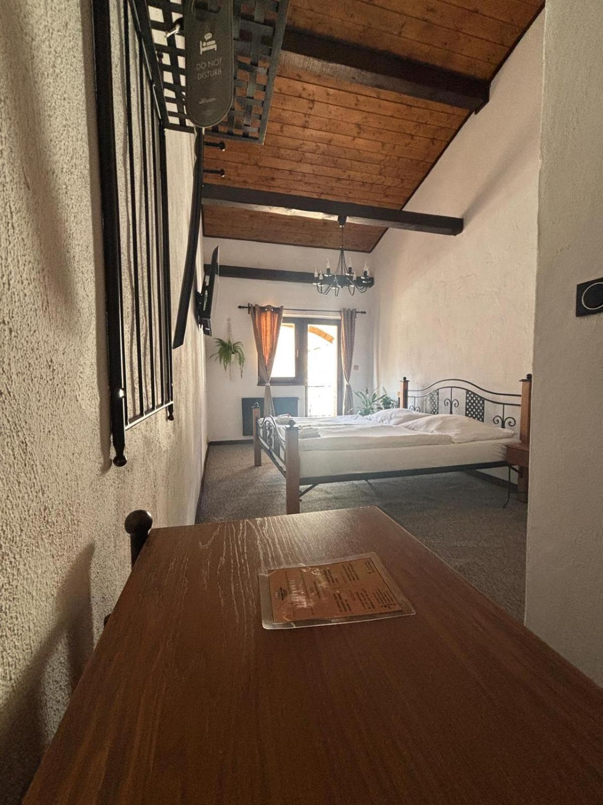 Hotel Plzensky Dvur Frýdek-Místek المظهر الخارجي الصورة